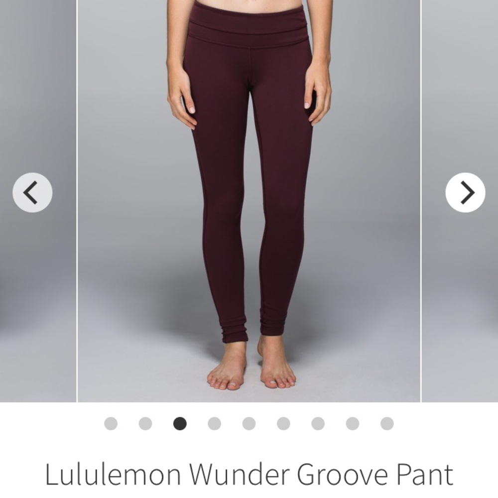 Lululemon Wunder Groove Pant
Bordeaux Drama / Blk